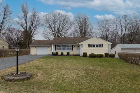 6010 Clark Rd, Arcadia, NY 14513
