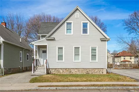 210 Henrietta St, Rochester, NY 14620