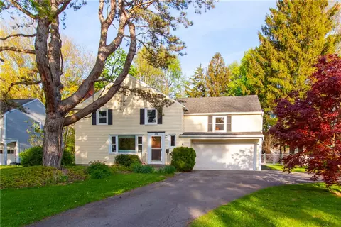 100 Newcastle Rd, Rochester, NY 14610