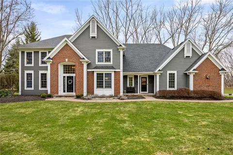 20 Arbor Creek Dr, Pittsford, NY 14534