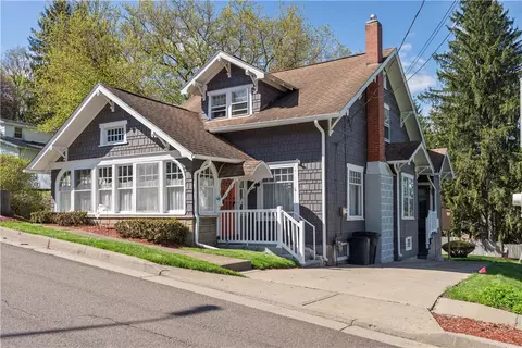 37 W Vanscoter St, Hornell, NY 14843