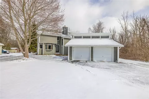242 Ogden Parma Tl Rd, Parma, NY 14559