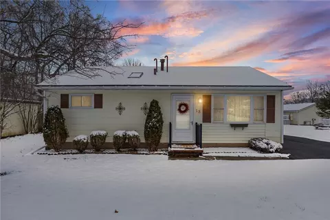 15 Ada St, Geneva, NY 14456
