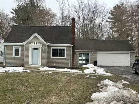 70 Fenton Rd, Chili, NY 14624