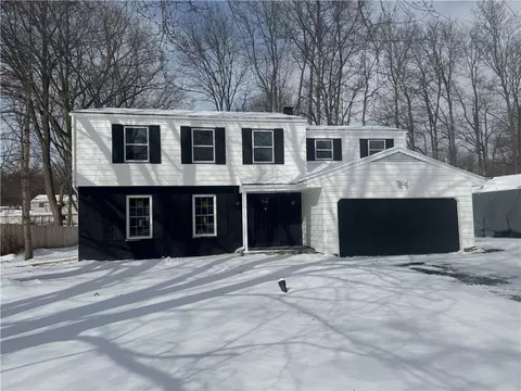 133 Hillary Dr, Chili, NY 14624