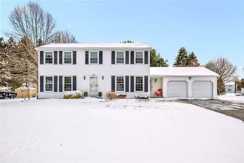 681 Northbrook Way, Webster, NY 14580