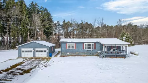3388 Armstrong Rd, Jerusalem, NY 14418