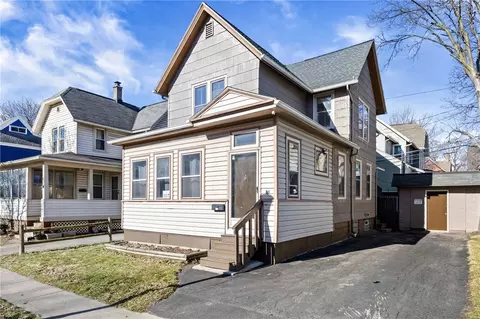 35 Woodlawn St, Rochester, NY 14607