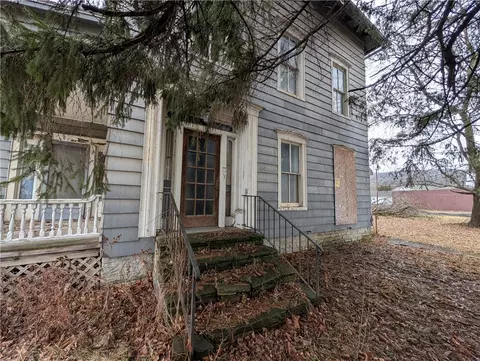 10 E Main St, Canisteo, NY 14823