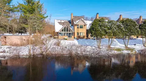 1200 Fairway 18 St, Macedon, NY 14502