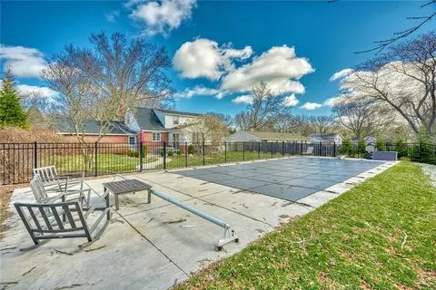 Exterior - 41 Old North Hl, Irondequoit, NY 14617 photo 6 of 10