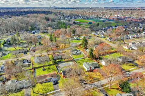 View/Area - 41 Old North Hl, Irondequoit, NY 14617 photo 1 of 5