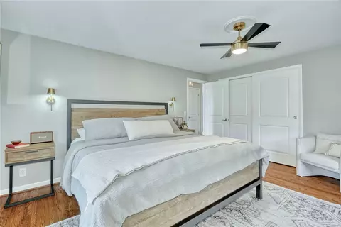 Bedroom - 41 Old North Hl, Irondequoit, NY 14617 photo 3 of 10
