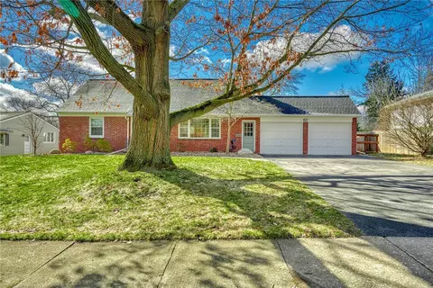 Exterior - 41 Old North Hl, Irondequoit, NY 14617 photo 2 of 10