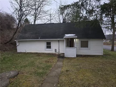 787 Halderman Hollow Rd, Elmira, NY 14903