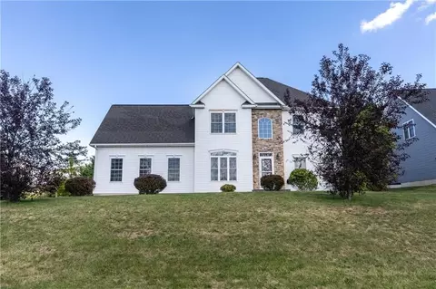126 Saint Andrews Dr, Horseheads, NY 14845
