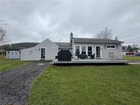 501 Wall St, Elmira, NY 14905
