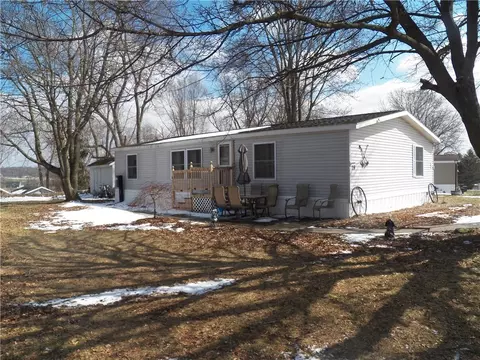 28 Jodell Ln, West Bloomfield, NY 14585