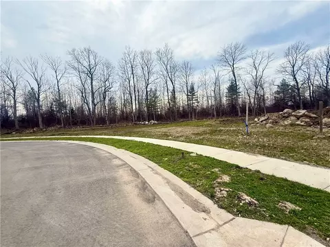 2010 Maes Lndg, Canandaigua Town, NY 14424