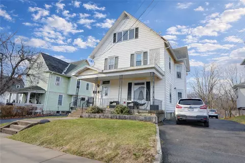 28 N Genesee St, Geneva, NY 14456