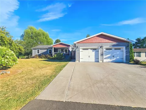35 Christopher Rd, Chemung, NY 14825