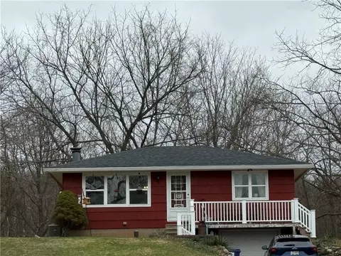 2950 Cambier Rd, Newark, NY 14513