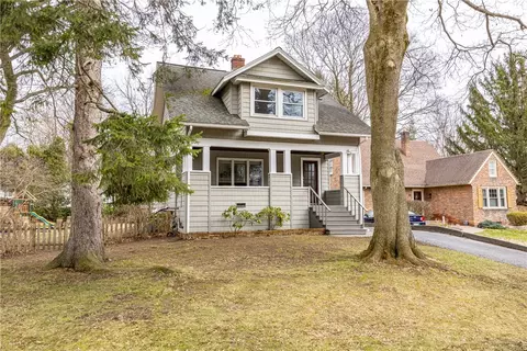 84 Dale Rd, Rochester, NY 14625