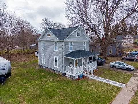 584 East Ave, Shelby, NY 14103