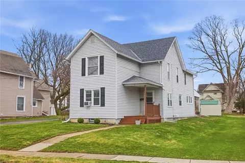 9 Hope St, Perry, NY 14530