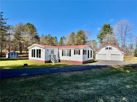 423 Valleyview Rd, Bainbridge, NY 13733