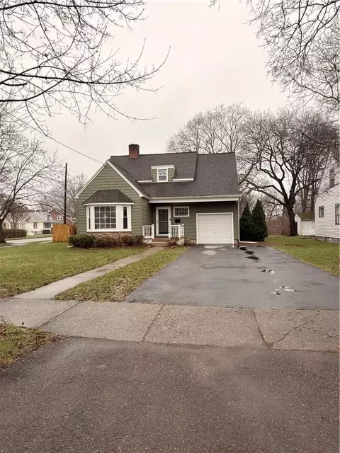 834 Maple Ave, Elmira, NY 14904