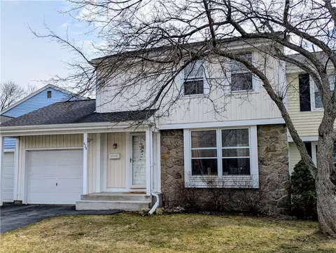 424 Upper Valley Rd, Gates, NY 14624