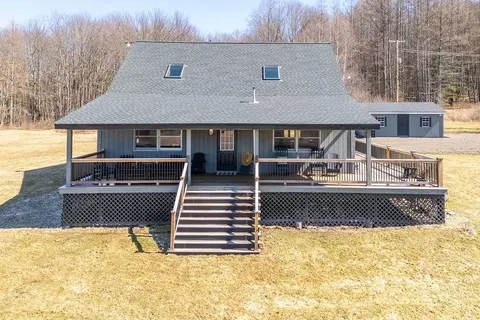 209 Perry Rd, Sanford, NY 13813