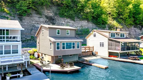 7081 State Route 21, South Bristol, NY 14512