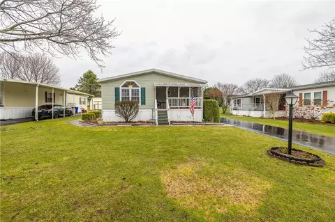 6393 Kims Dr #B144C, Victor, NY 14564
