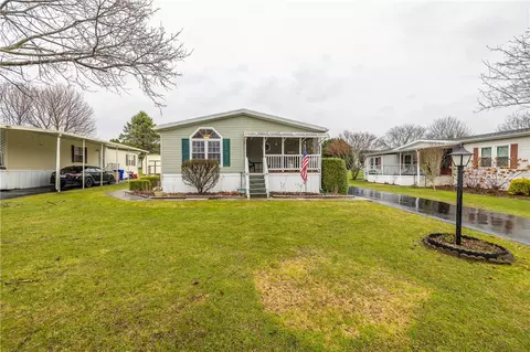 6393 Kims Dr #B144C, Victor, NY 14564
