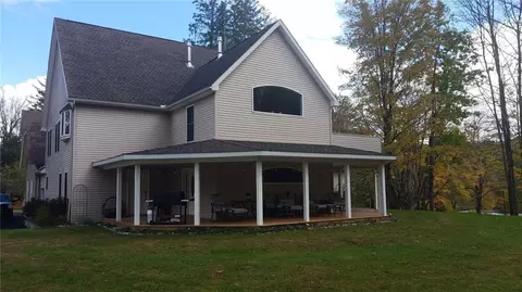 64 E Faville Ave, Manheim, NY 13329