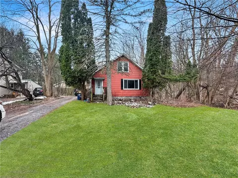 1022 Onondaga Rd, Camillus, NY 13031