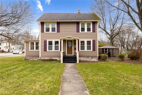 3238 East Ave, Caledonia, NY 14423