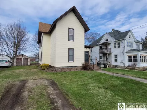 332 Palmer St, Jamestown, NY 14701