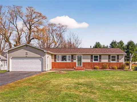 592 N Greece Rd, Hilton, NY 14468