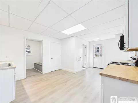 Entry Way - 330 Laurel Ave, Olean, NY 14760 photo 2 of 4