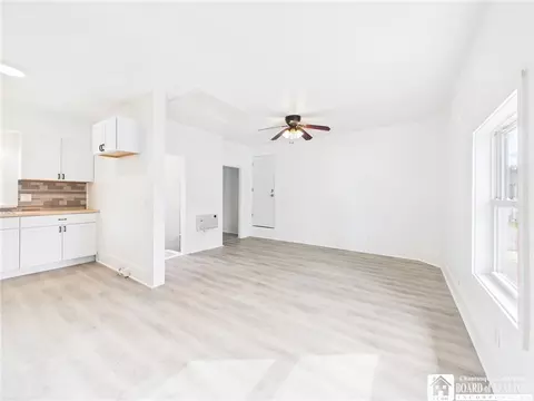 Living - 330 Laurel Ave, Olean, NY 14760 photo 6 of 8