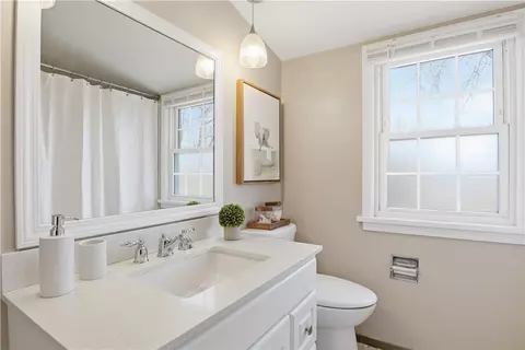 Bath - 37 Oakmount Dr, Irondequoit, NY 14617 photo 1 of 2