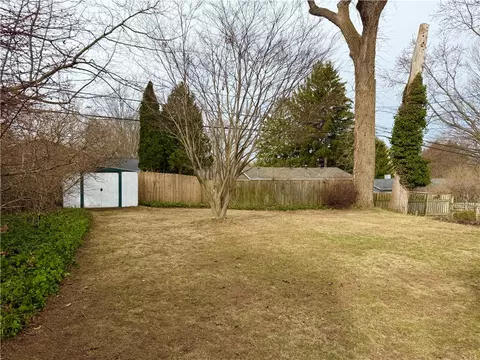 Exterior - 37 Oakmount Dr, Irondequoit, NY 14617 photo 4 of 5