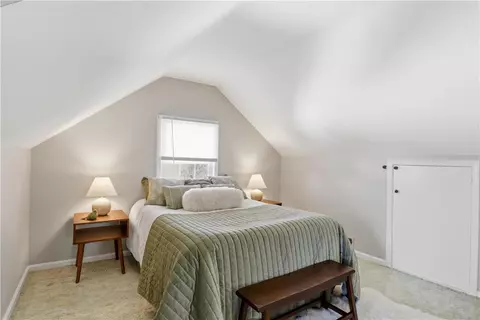 Bedroom - 37 Oakmount Dr, Irondequoit, NY 14617 photo 4 of 5