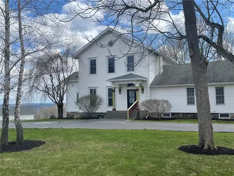 4765 Seneca Point Rd, Canandaigua, NY 14424