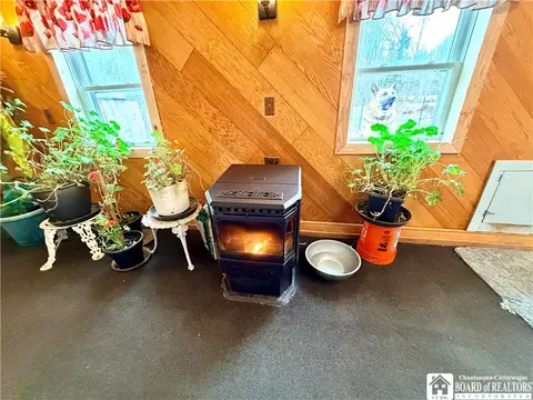 Entry Way - 1489 Happy Hollow Rd, Olean, NY 14760 photo 1 of 4
