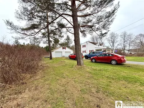 Exterior - 1489 Happy Hollow Rd, Olean, NY 14760 photo 10 of 15