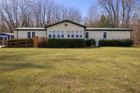 1771 Blue Sky Rd, Waterloo, NY 13165